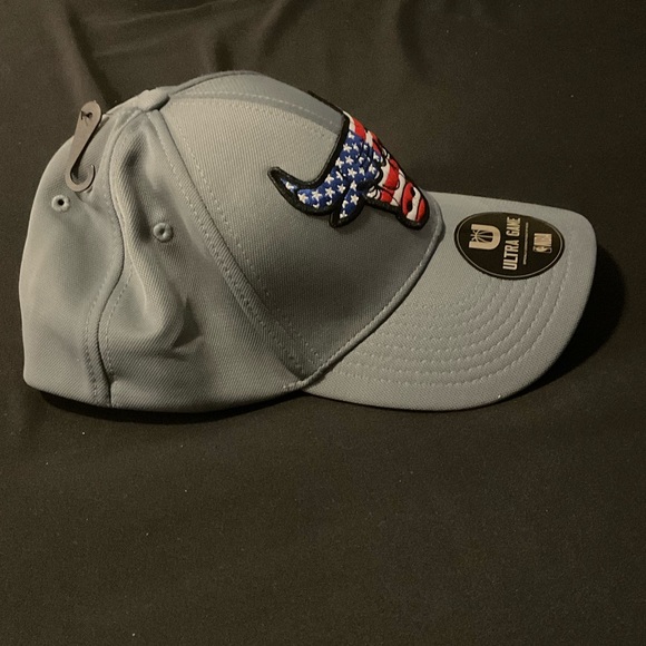 Ultra Game Chicago Bulls American Flag logo cap - Picture 3 of 7